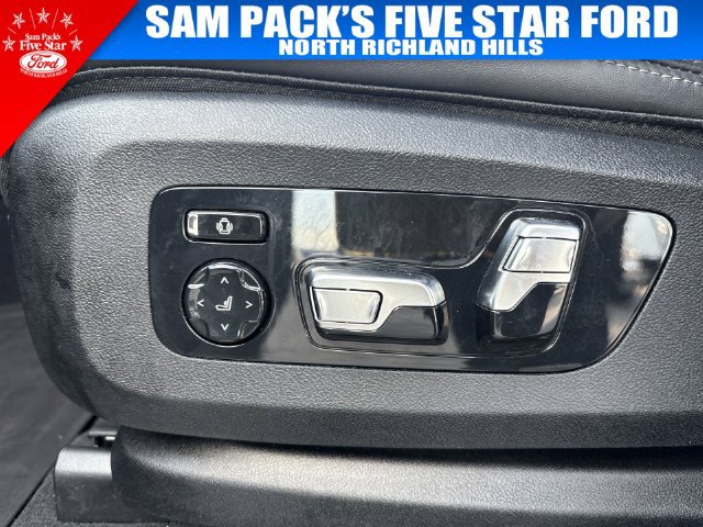 Used 2024 BMW X7 xDrive40i AWD/4WD image 21