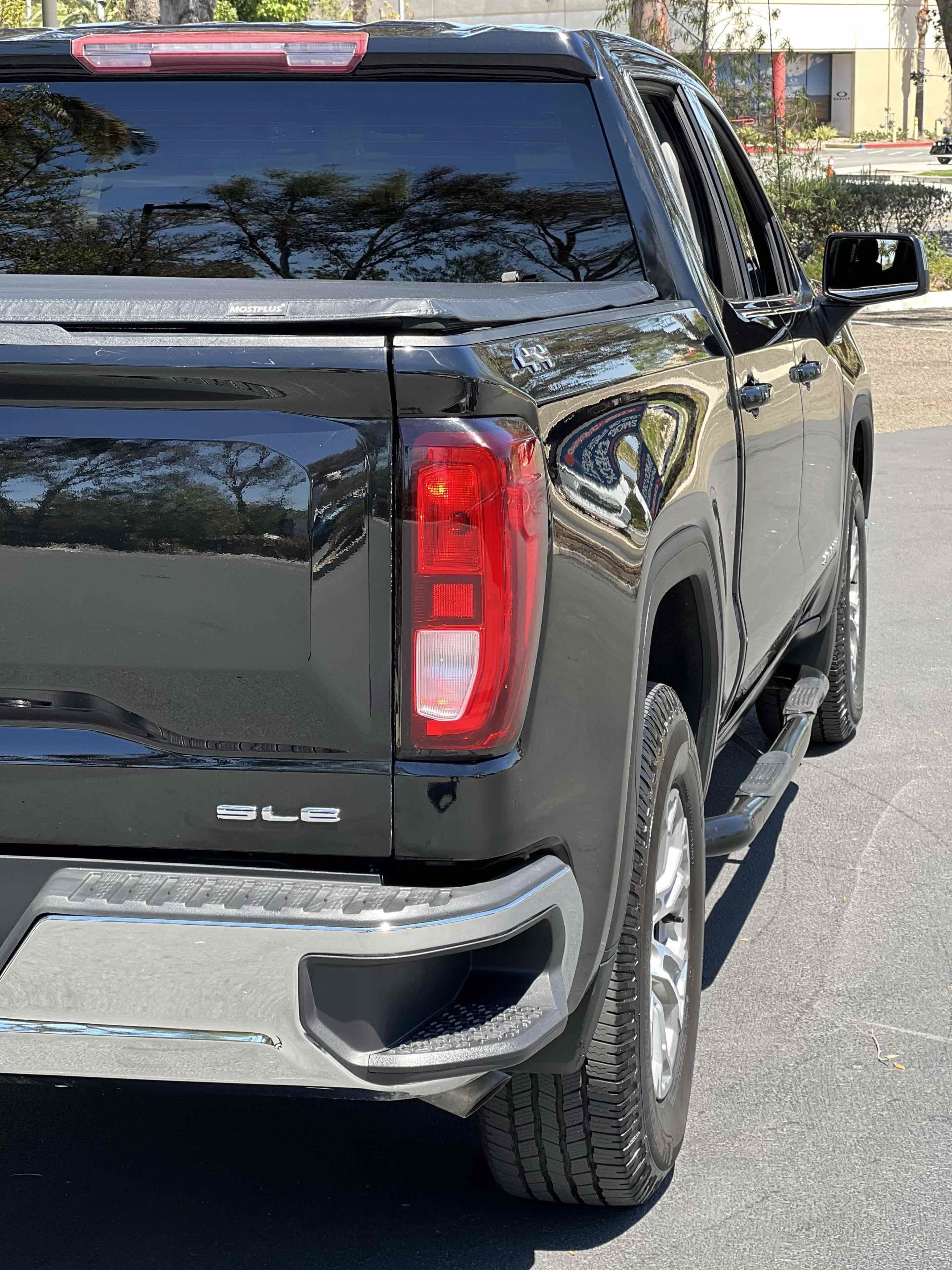 Used 2020 GMC Sierra 1500 SLE w/ SLE Value Package AWD/4WD image 57