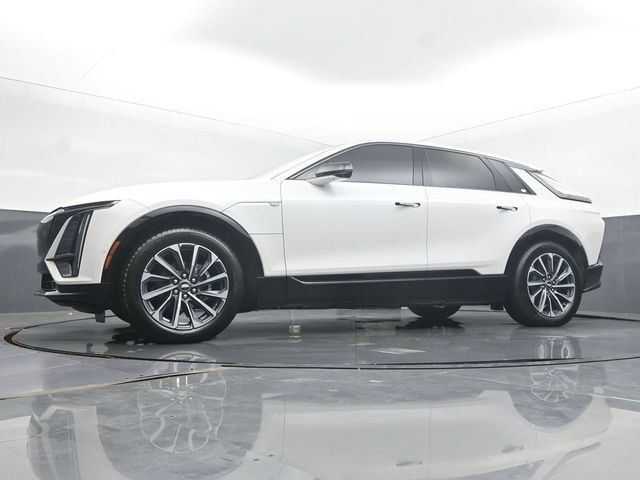 Certified 2024 Cadillac Lyriq Sport w/ LPO, Floor Liner Package AWD/4WD image 45