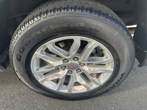 Used 2019 GMC Sierra 1500 SLT w/ SLT Premium Plus Package image 38