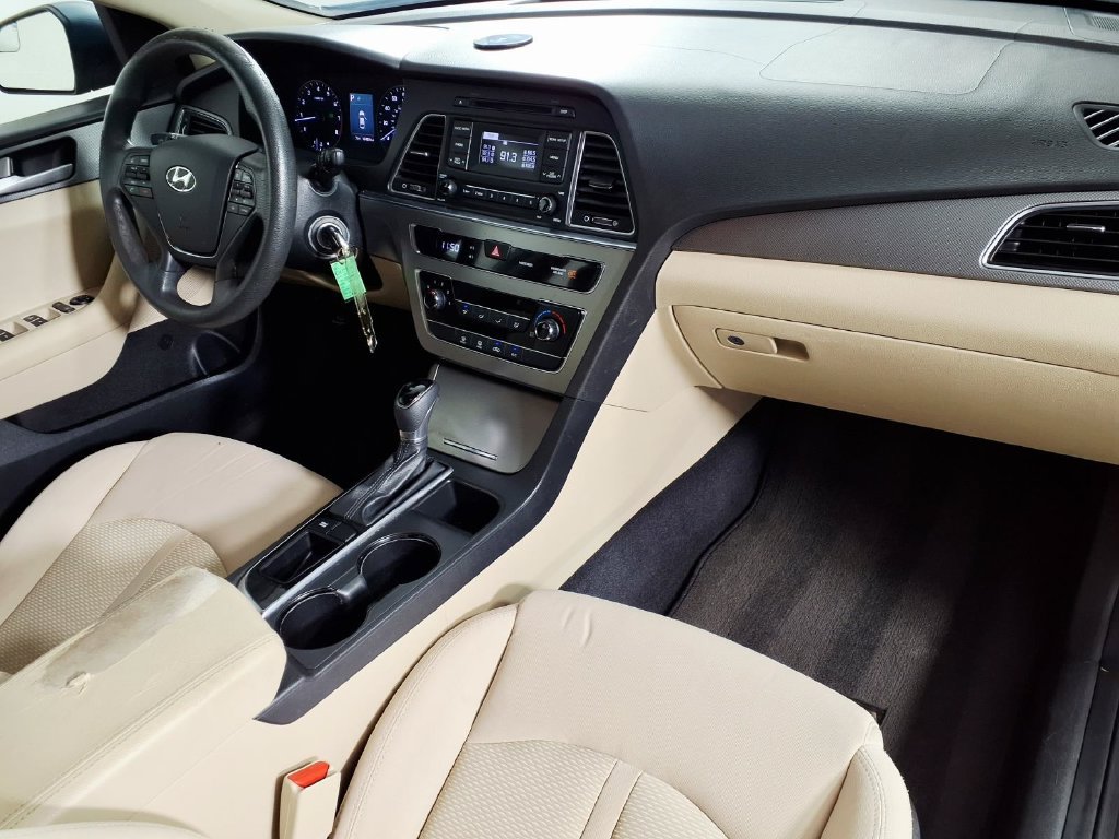 Used 2016 Hyundai Sonata SE FWD image 13