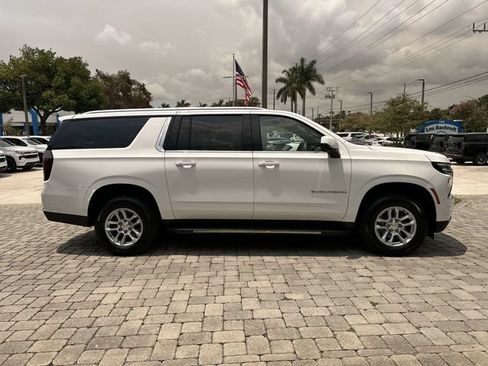 Used 2026 Chevrolet Suburban LS RWD image 14