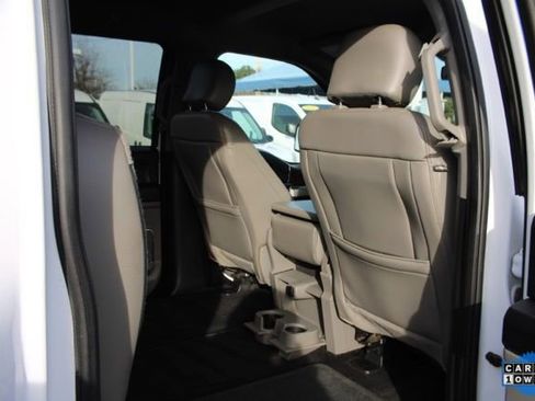 Used 2018 Ford F150 Lariat image 28