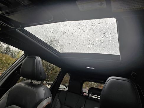 Used 2025 Subaru Forester Sport image 21