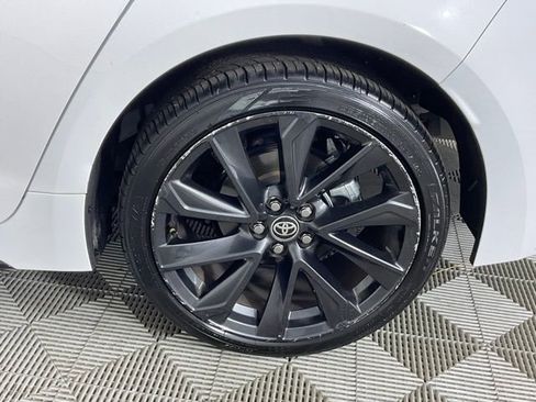 Used 2025 Toyota Corolla SE image 8