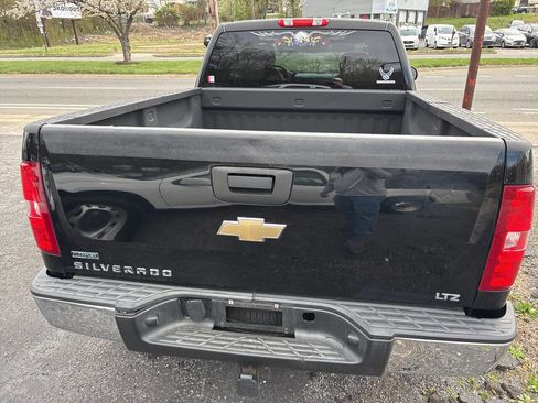 Used 2010 Chevrolet Silverado 1500 LTZ image 13