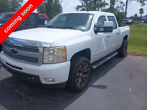 Used 2011 Chevrolet Silverado 1500 LTZ w/ Max Trailering Pack AWD/4WD image 6