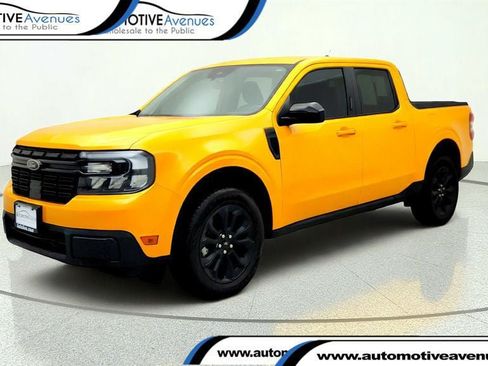 Used 2023 Ford Maverick Lariat w/ Lariat Luxury Package FWD image 1