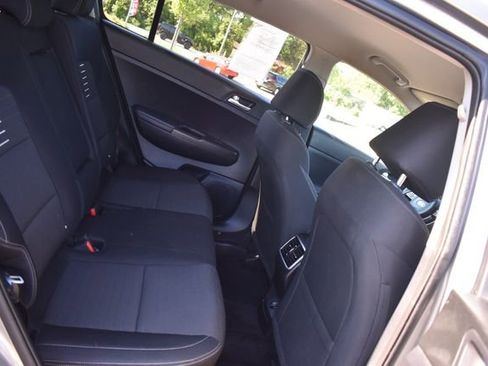 Used 2020 Kia Sportage LX w/ LX Popular Package AWD/4WD image 13