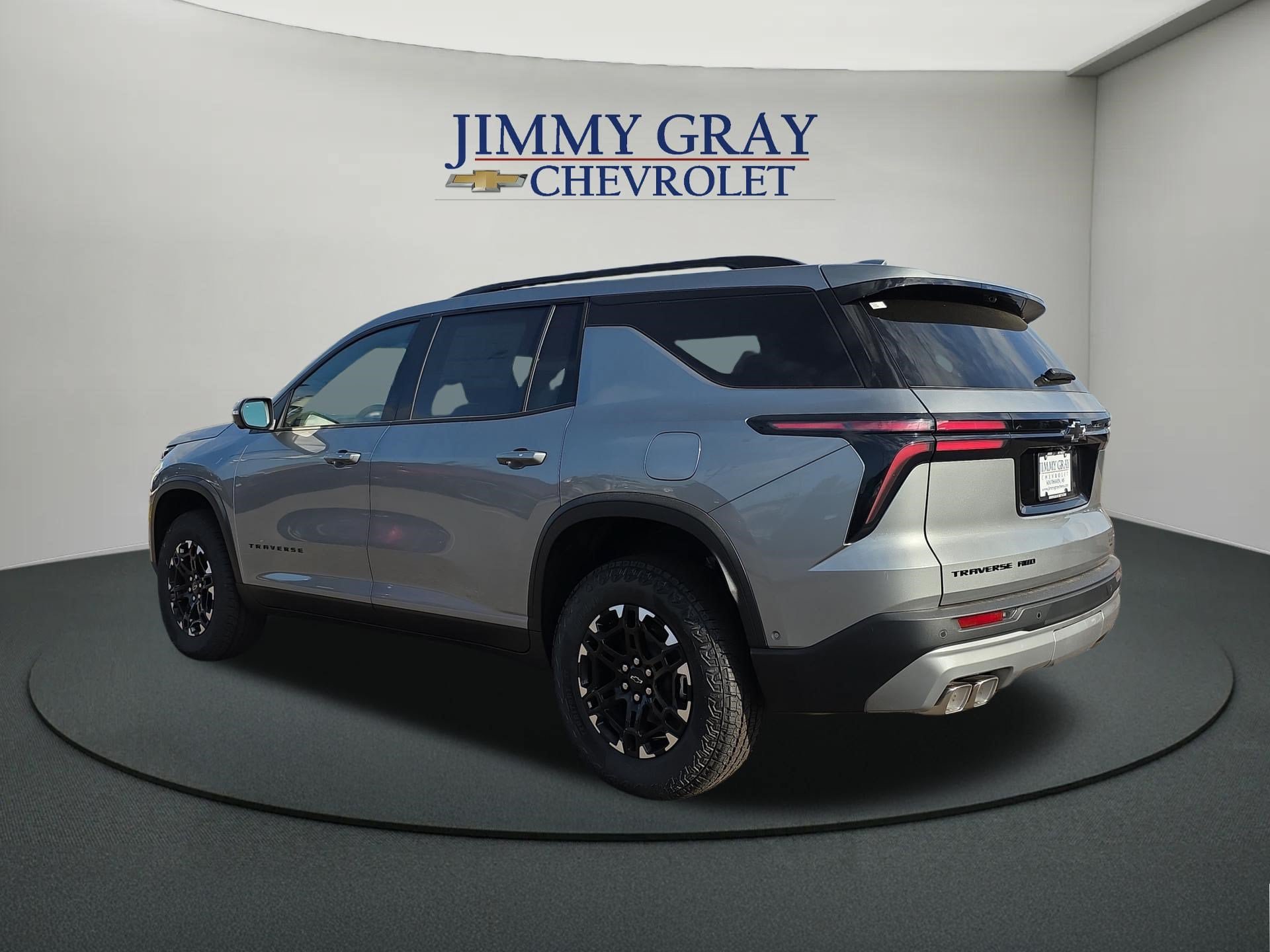 New 2027 Chevrolet Traverse Z71 w/ Enhanced Driving Package AWD/4WD image 3