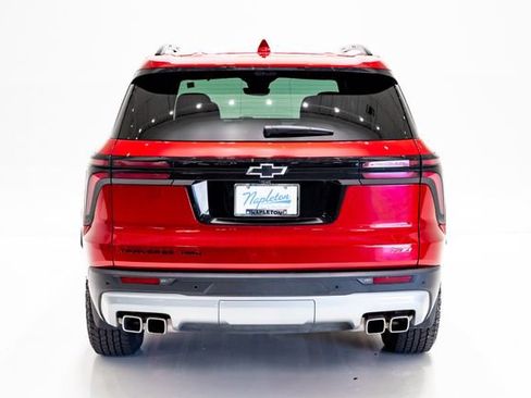 Used 2024 Chevrolet Traverse Z71 w/ Enhanced Driving Package AWD/4WD image 34