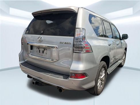 Used 2016 Lexus GX 460 w/ Premium Package image 2