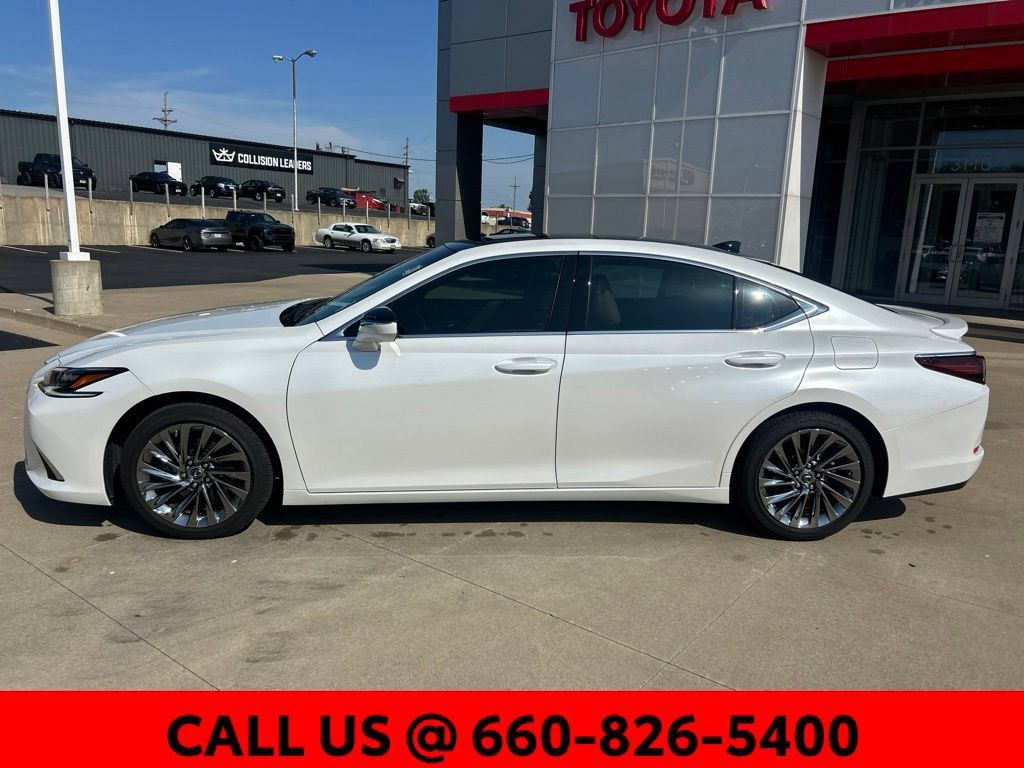 Used 2025 Lexus ES 350 Ultra Luxury FWD image 10