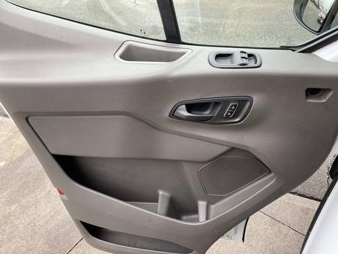 Used 2024 Ford Transit 250 Low Roof w/ Exterior Upgrade Package RWD image 24
