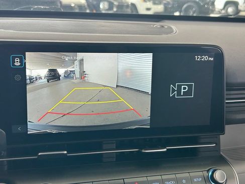 Used 2025 Hyundai Kona SEL FWD image 22