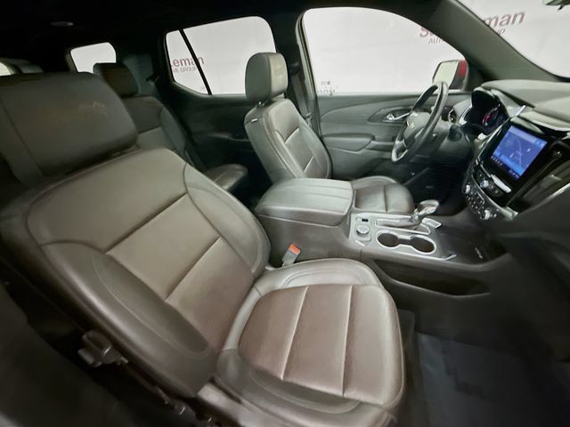 Used 2023 Chevrolet Traverse High Country w/ LPO, Floor Liner Package AWD/4WD image 32