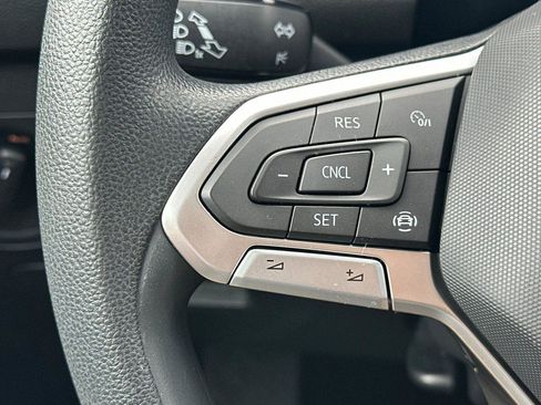 Used 2022 Volkswagen Tiguan S image 26