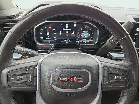 Used 2022 GMC Sierra 1500 SLT AWD/4WD image 24