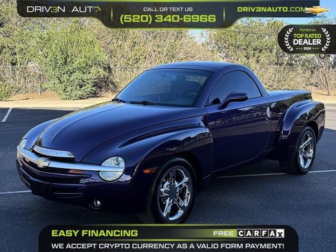 Used 2004 Chevrolet SSR w/ Preferred Equipment Group RWD image 4