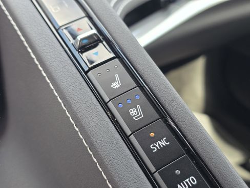 Used 2021 Chevrolet Corvette Stingray Preferred Cpe w/ 2LT image 29