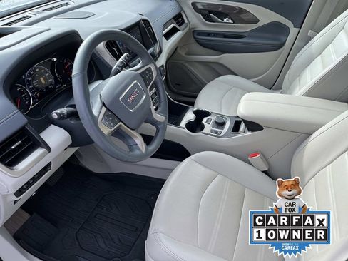 Used 2024 GMC Terrain Denali w/ Denali Premium Package image 25