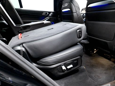 Used 2023 BMW ALPINA XB7 AWD/4WD image 31