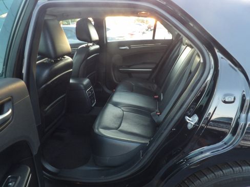 Used 2016 Chrysler 300 C image 14