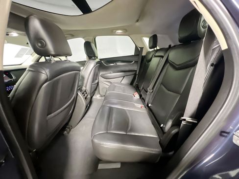 Used 2018 Cadillac XT5 Luxury FWD image 29