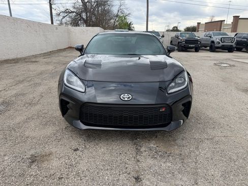 Used 2023 Toyota GR86 image 10