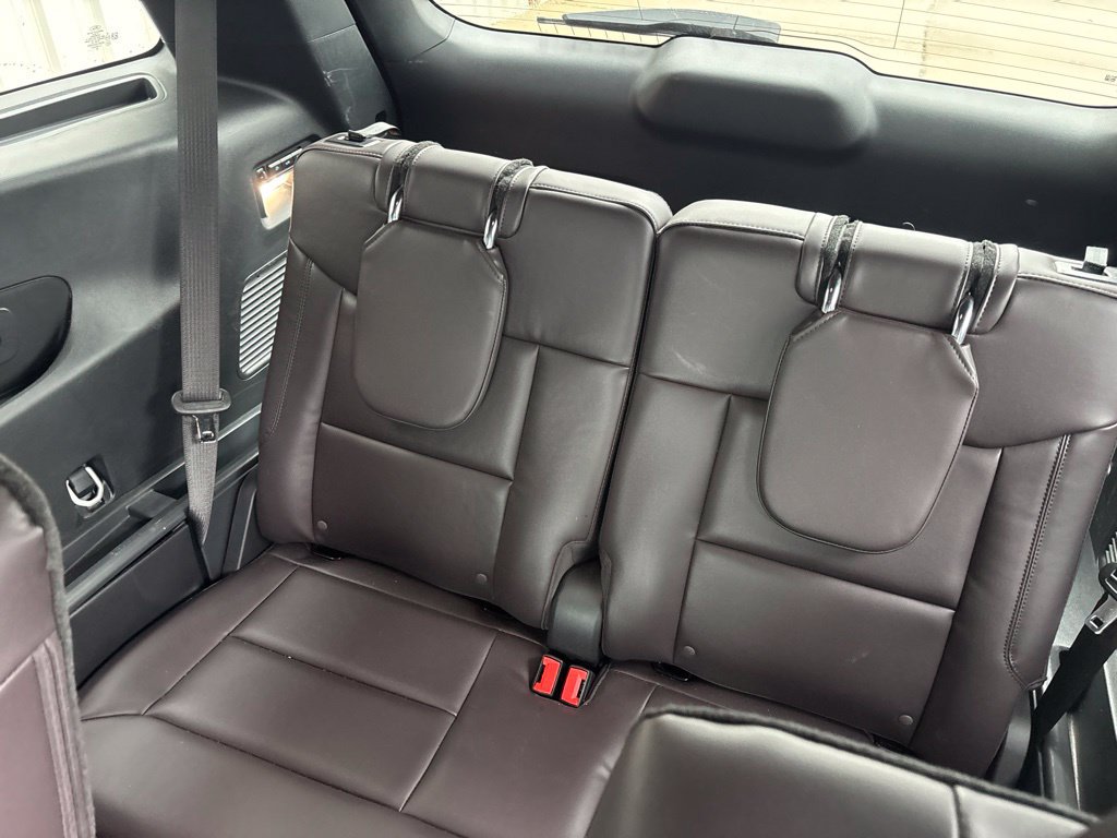 Used 2026 Ford Explorer Platinum w/ LUX Leather Package AWD/4WD image 28