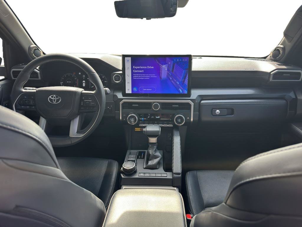 Used 2025 Toyota 4Runner Limited w/ Tow Technology Package AWD/4WD image 8