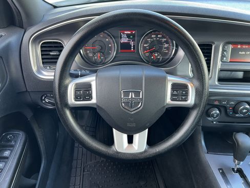 Used 2014 Dodge Charger SE RWD image 23