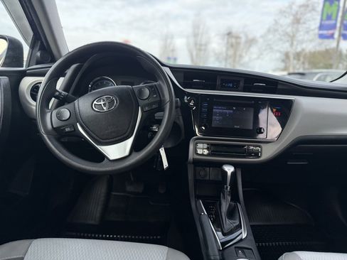 Certified 2019 Toyota Corolla LE image 20