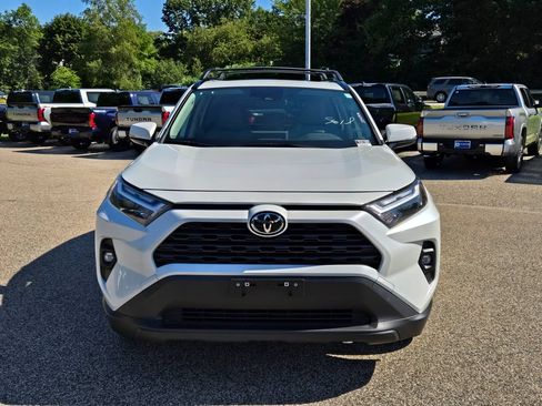 Used 2025 Toyota RAV4 XLE Premium w/ Weather Package AWD/4WD image 9