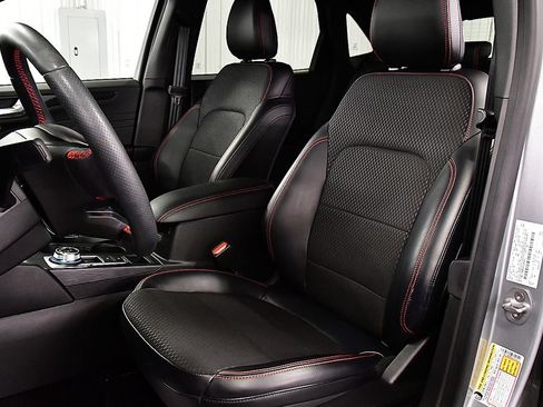 Used 2023 Ford Escape ST-Line w/ Tech Pack #1 AWD/4WD image 28