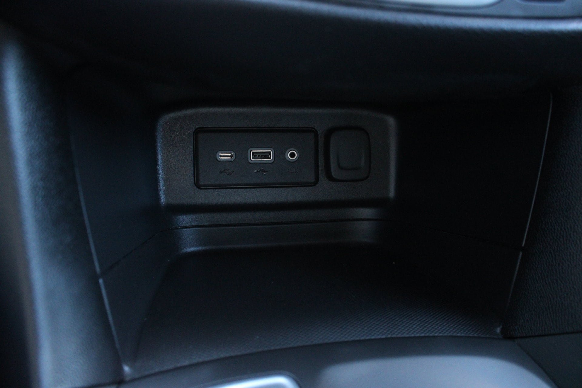 Used 2021 Chevrolet Equinox LT FWD image 38