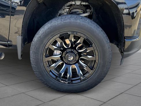 Used 2020 Chevrolet Silverado 1500 RST w/ Texas Edition image 10