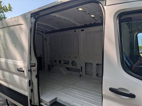 Used 2023 Ford Transit 250 Medium Roof AWD image 15