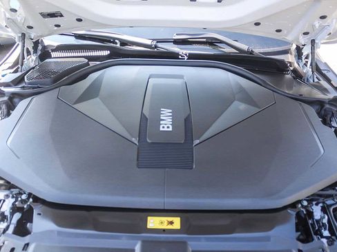 New 2026 BMW i5 eDrive40 w/ M Sport Package image 27