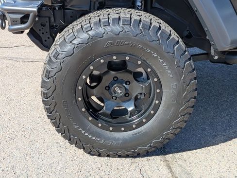 Used 2020 Jeep Wrangler Unlimited Sport S image 9