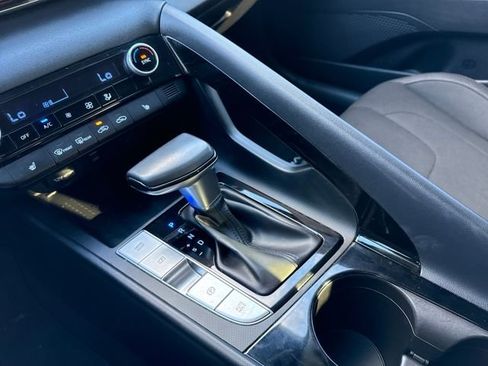 Used 2021 Hyundai Elantra SEL w/ Convenience Package image 27