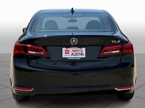Used 2016 Acura TLX image 4