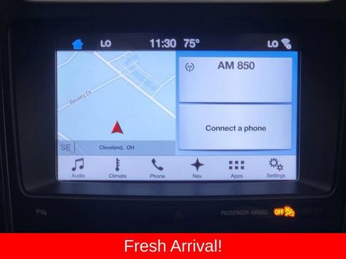 Used 2017 Ford Explorer XLT w/ Equipment Group 202A AWD/4WD image 21
