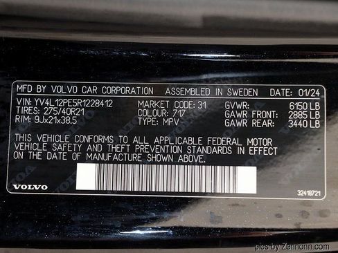 Used 2024 Volvo XC90 B5 Plus AWD/4WD image 35