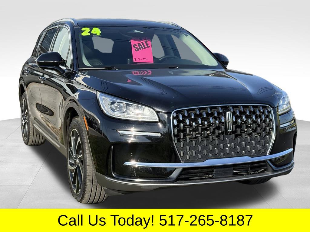 Used 2024 Lincoln Corsair Reserve w/ Equipment Group 201A AWD/4WD image 1