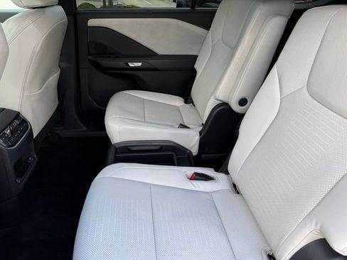 Used 2024 Lexus TX 350 FWD w/ Captains Chair Package image 29