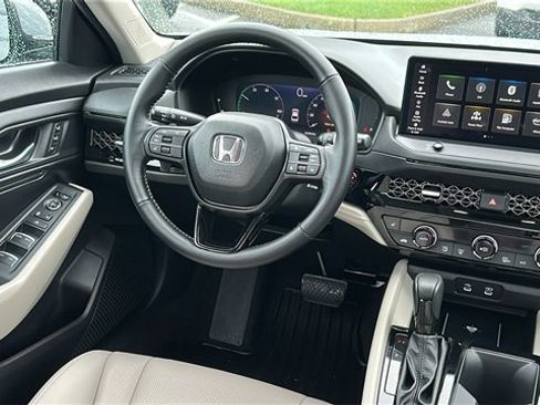 Used 2025 Honda Accord EX-L image 25