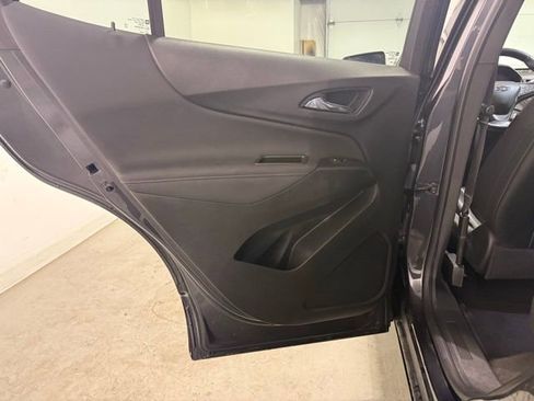 Certified 2022 Chevrolet Equinox RS w/ RS Leather Package image 22