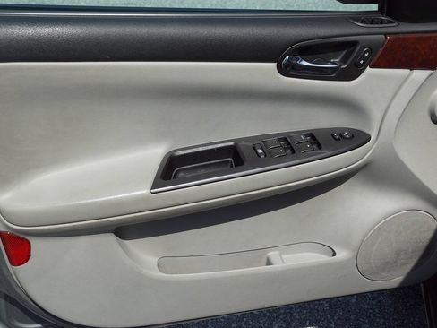 Used 2007 Chevrolet Impala LS FWD image 21
