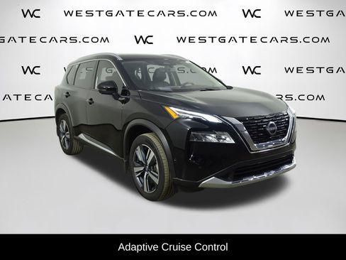 Used 2023 Nissan Rogue Platinum image 2